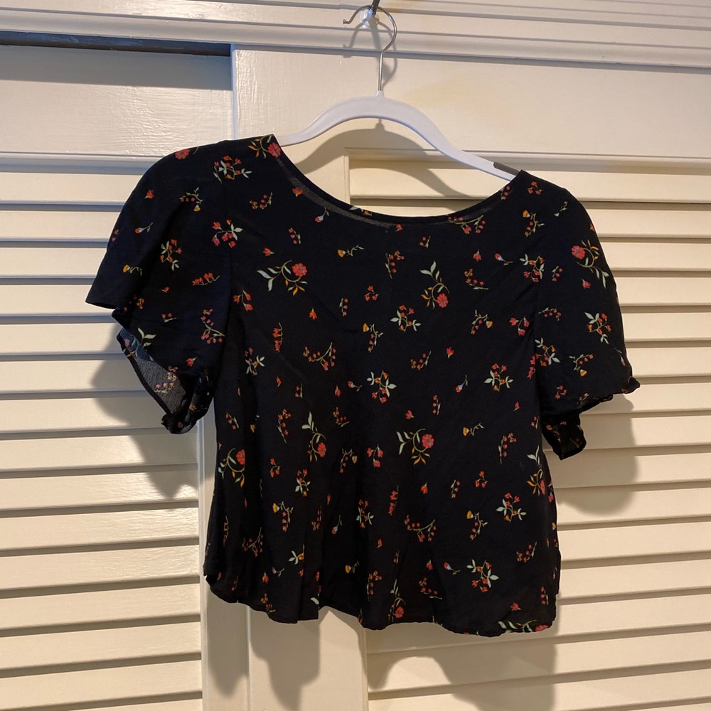 Floral crop top with open back